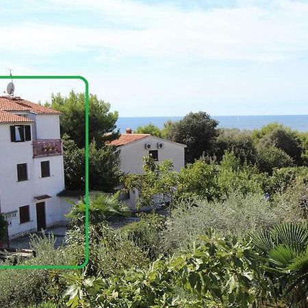 Apartmen Relax 200 M T Beach Rovinj Exterior foto